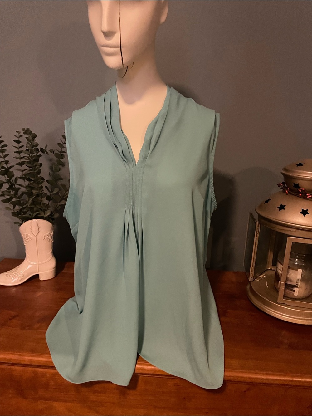 Soft Surroundings Sleeveless V-Neck Pintuck Top in Seafoam Green